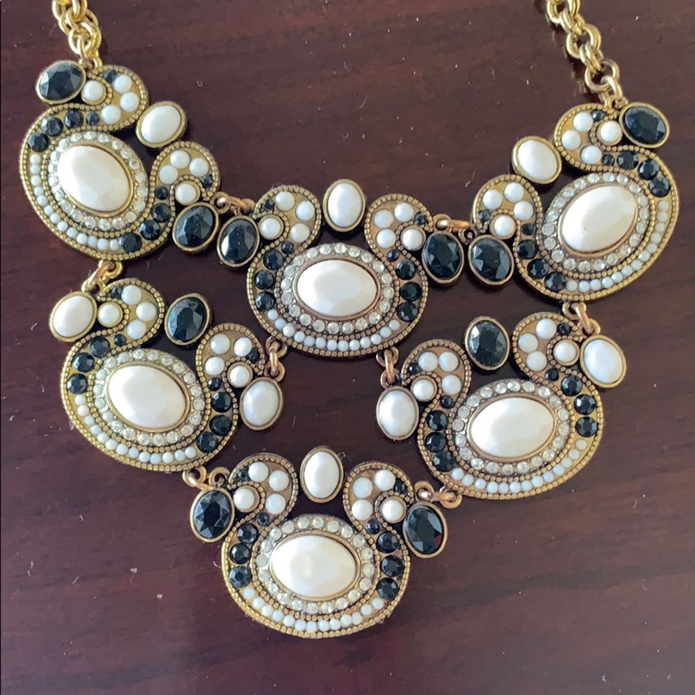 Necklace - Picture 2 of 3